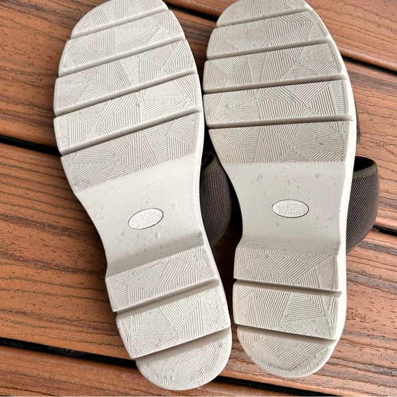 Dr School Suede Blend Olive Terrain Lug- Sole Cushion Platform Slide Sandals NEW - Picture 14 of 16